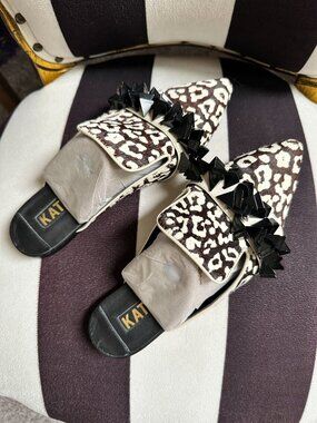Kat Maconie Issa Black White Calf Hair Pointed Toe Mules Sz 7